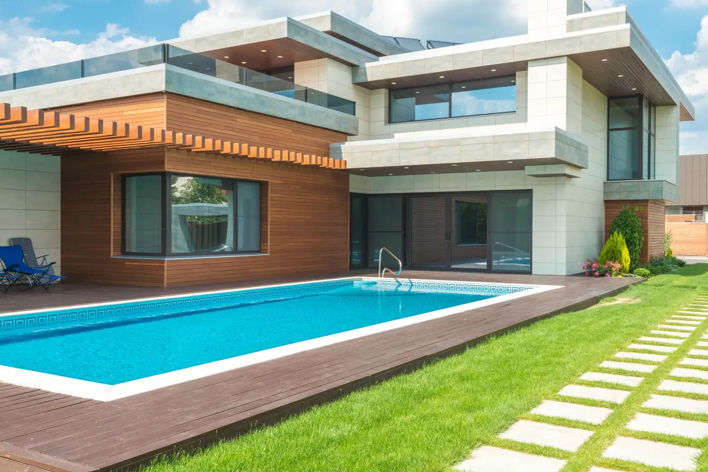 Swimming pool built in Gleniffer, NSW